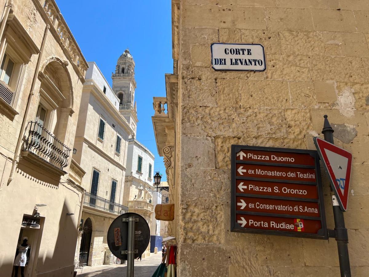 Ai Propilei Del Duomo Luxury Suite Лечче Экстерьер фото